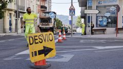 Vecinos y comerciantes se quejan de no pueden entrar a sus viviendas, negocios y garajes.