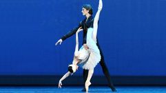 Luc�a Lacarra y Marlon Dino en �El lago de los cisnes�
