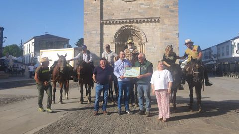 A Mancomunidade de Municipios Galegos do Camiño Francés recibiu este martes en Portomarín a un grupo de peregrinos de Pistoya