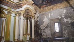 La iglesia parroquial de Carballo, en Friol, calcinada