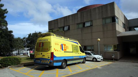 El BNG reclama la vuelta de la ambulancia medicalizada al Hospital do Saln�s