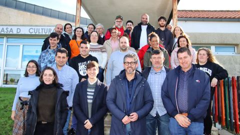 Un total de 20 alumnos participan en el taller que llevan a cabo conjuntamente los concellos de Porto do Son y Ribeira.