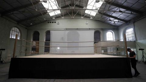 La magia del cine ha conseguido transformar la antigua F�brica de Armas de Oviedo, cerrada desde 2012, en la  F�brica Scorsese 