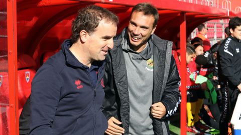 Jagoba Arrasate saluda a Rodri antes del Numancia-N�stic