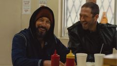 Jon Bernthal y Ebon Moss-Bachrach, en la imagen promocional de �Gary�