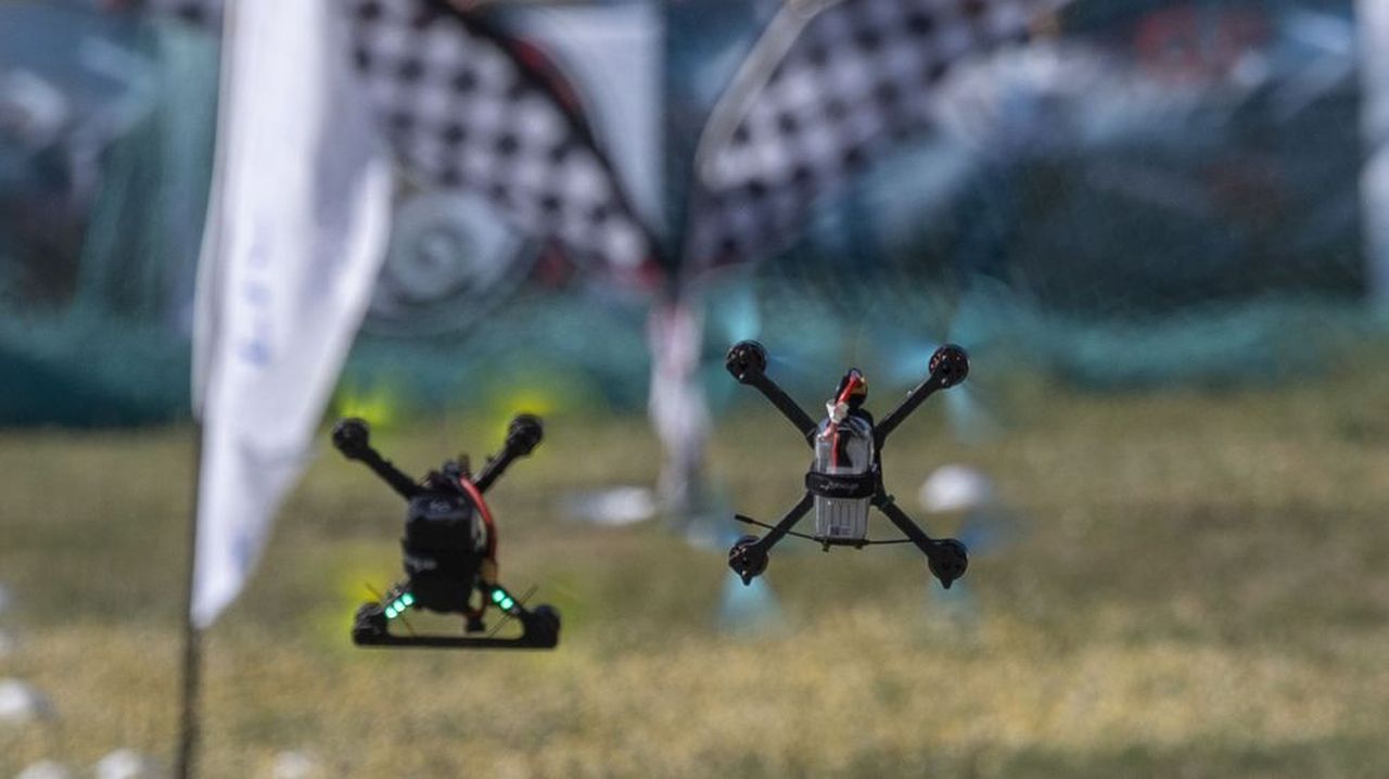 Área Central acoge una competición de drones