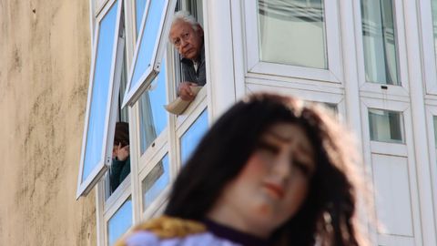 Procesi�n de Domingo de Resurrecci�n en Noia
