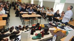 En la imagen, un taller sobre calzado en Dise�o Industrial, una de las pocas titulaciones del campus que logran cubrir todas sus plazas curso tras curso