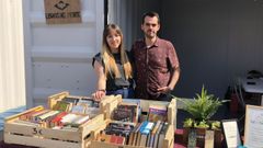El leon�s C�sar Maceda y la asturiana Andrea Sierra son los fundadores de Libros del Norte, una librer�a online rural