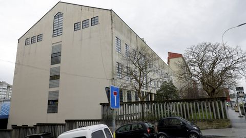 Humedades en el CEIP Wenceslao Fern�ndez Fl�rez