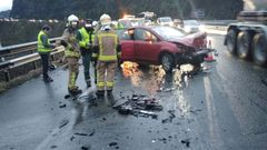 Accidente en la autov�a que une Oviedo y Mieres