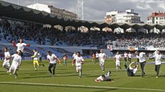 La plantilla del Celta lo celebra sobre el csped