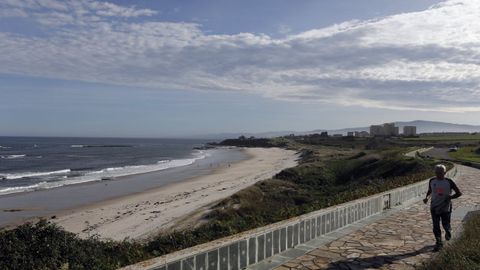 Imagen de archivo de la playa de Llas en Foz