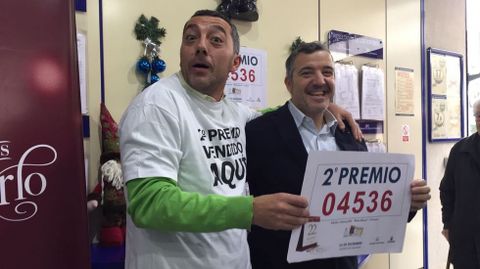 Administraci�n de Loter�a El Mirlo Blanco en Ourense. Vendi� el segundo premio