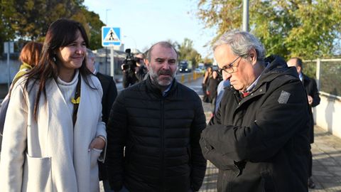 Altos representantes de Junts a las puertas de la Audiencia Nacional.