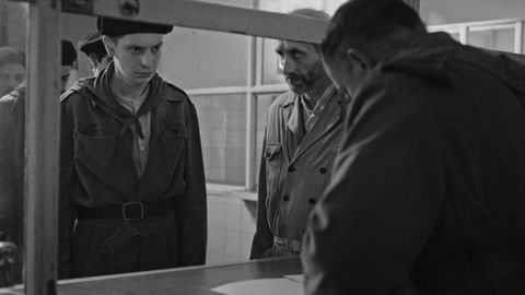 Fotograma de la pel�cula  San Sim�n , por la que est�n nominados dos arousanos