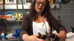 Puesto de percebes en la plaza de Lugo 