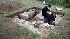 Restos de un dep�sito de cereales descubiertos en el 2020 en Proendos. Este a�o se excavar� de nuevo esta zona y en otra donde se supone que hubo una construcci�n funeraria romana