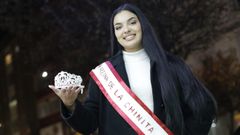 Davianna Gonz�lez vive en Ferrol y fue nombrada reina de la Feria de la Chinita de Galicia en Ourense
