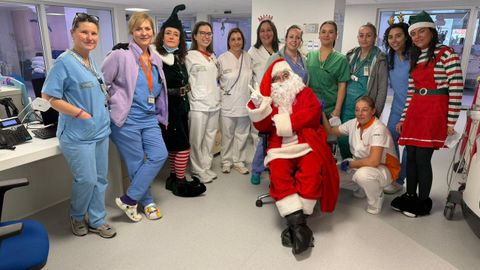 Visita de Pap� Noel al CHUO.