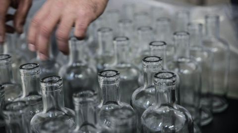 Botellas de la licorera ourensana que elabora nuevos productos con agave mexicano