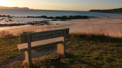 Sendero litoral de Major a Montalvo, a la altura de la playa de Pragueira, en Sanxenxo