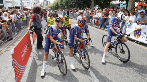 Previa a la salida de la etapa de La Vuelta en Lugo