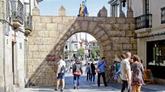 La puerta de Trabancas, en Pontevedra, revive cada a�o por la Feira Franca