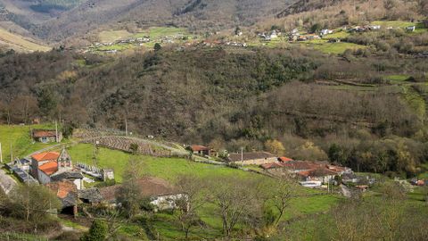 Vistas de la parroquia de Lumeares desde el mirador de Vidueira