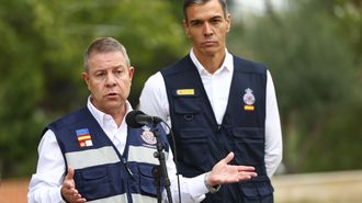 El presidente del Gobierno, Pedro S�nchez, y el presidente de Castilla-La Mancha, Emiliano Garc�a-Page