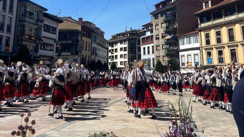 Danza del Portal, en Villaviciosa, en su 70 aniversario