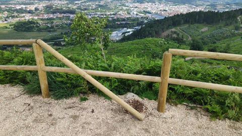 Actos vand�licos registrados en el parque forestal de A Tomba, en Pontevedra 