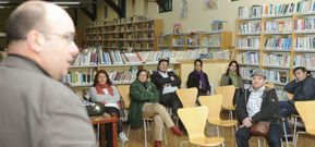 La biblioteca de Silleda fue escenario de la proyecci�n de un documental sobre Castelao. 