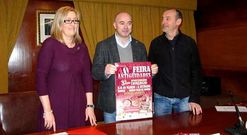 Mercedes Cui�a, �scar Dur�n y Gumersindo Villamayor presentaron ayer la programaci�n ferial.