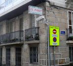 C�mara en el casco viejo instalada para una prueba.