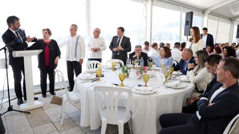 COMIDA DE LOS MAYORES EN PORTO DO SON 2025