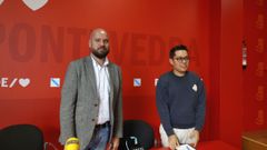 El secretario xeral de la agrupacin socialista de Pontevedra, Ivn Puentes, y el secretario de organizacin de Xuventudes Socialistas de Galicia, Enrique Garca, este lunes, en la sede del partido