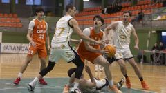 Lance del encuentro entre el Basket Xiria y el Caja Rural