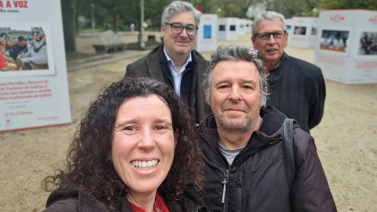 «Compostela, un ano de Voz» puede visitarse hasta el día 17 en la Alameda