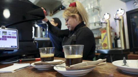 Caf&eacute;s en la churrer&iacute;a Bonilla, a 1,50 euros.