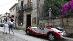 Entramos en una de las casas de la Plaza De Fefi��ns