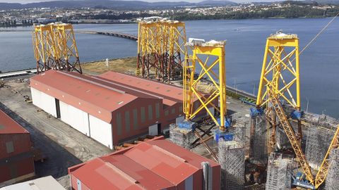 Estructuras montadas en Navantia Fene para el parque franc�s de Saint Brieuc
