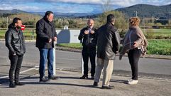 N�stor Rego, en el centro, en su reciente visita al puerto seco de Monforte