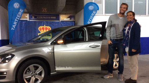 Michu recibe su coche