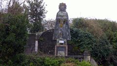 La virgen de Asorey volver a su pedestal en Tanxil tras la cesin de la imagen al Concello.