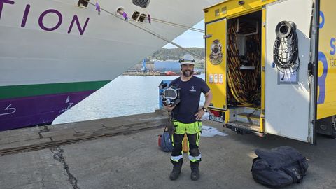 Germán Cortina es uno de los integrantes del equipo de buzos de la empresa Técnicas submarinas.