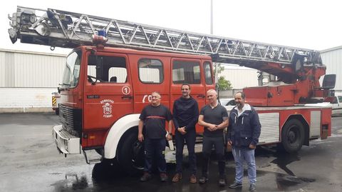 Cami�n de bomberos donado a Ucrania