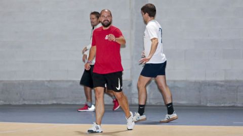 PARTIDO DE F�TBOL ENTRE EL PP Y EL PSOE DE PONTEVEDRA