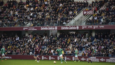 Aspecto de Preferencia en el partido Pontevedra - Racing que supuso el r�cord de asistencia de esta temporada en Pasar�n