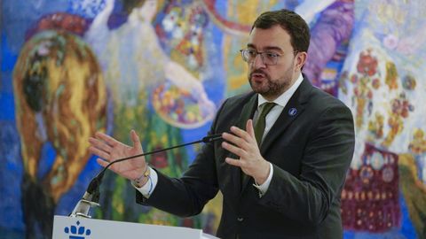 Adri�n Barb�n, presidente del Principado